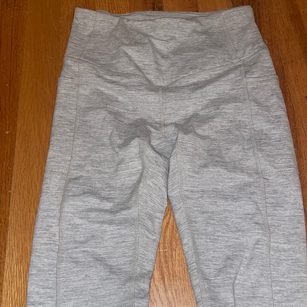 Light gray Gaiam leggings